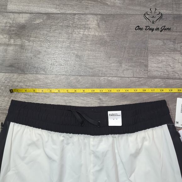 Sports Illustrated Drawstring Shorts Size XL - Picture 3 of 7